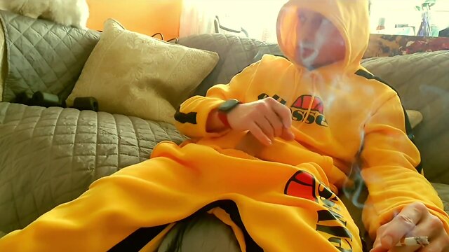 Mellow yellow smoke drift inhale